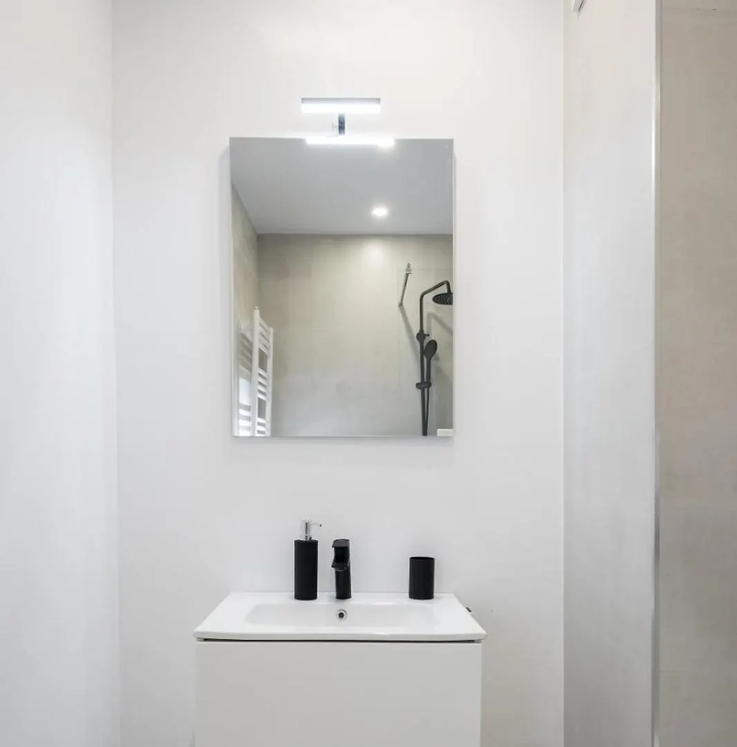 Apartment High-End Studio With Panoramic View, Parking & Pool Bucharest
